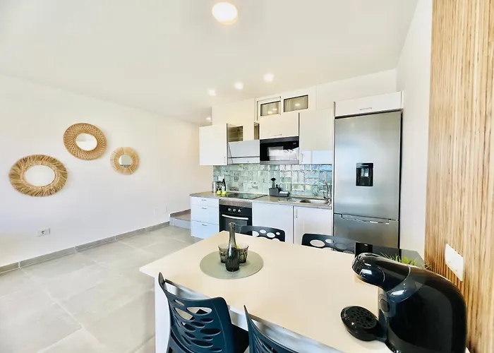 Paulmarie In Canarias *